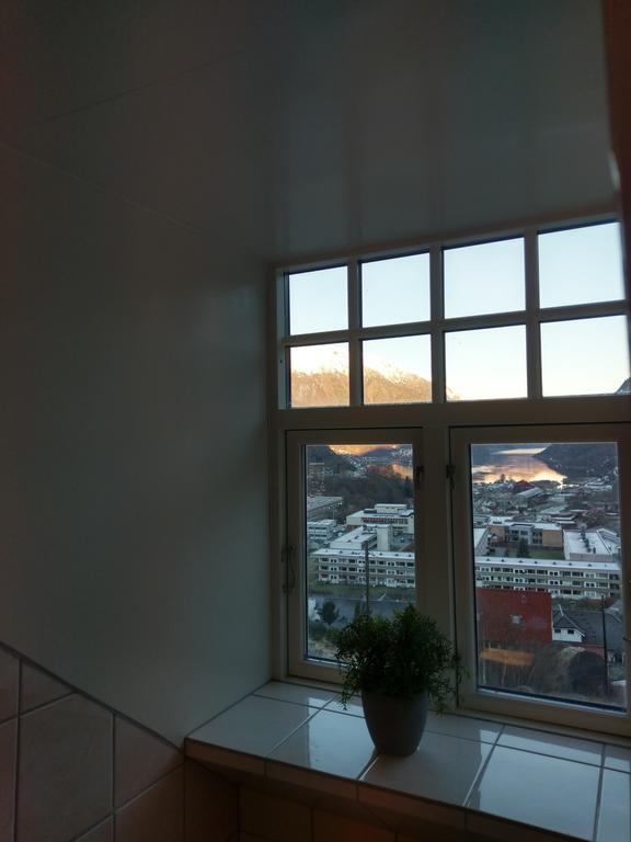 Vikinghaug Apartment Odda Bagian luar foto