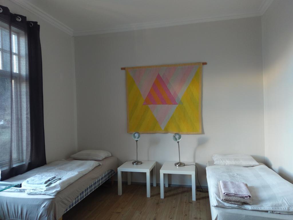 Vikinghaug Apartment Odda Bagian luar foto