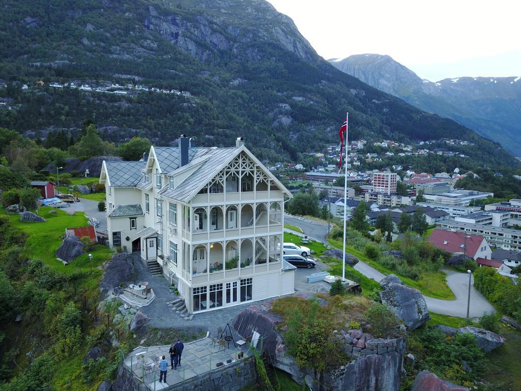 Vikinghaug Apartment Odda Bagian luar foto