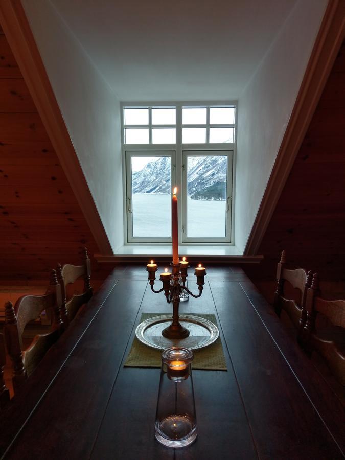 Vikinghaug Apartment Odda Bagian luar foto